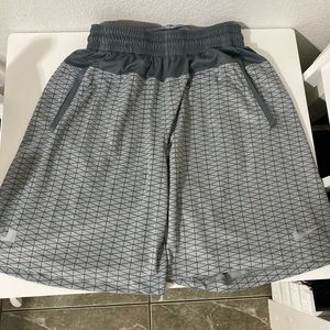 Nike lebron James basketball shorts